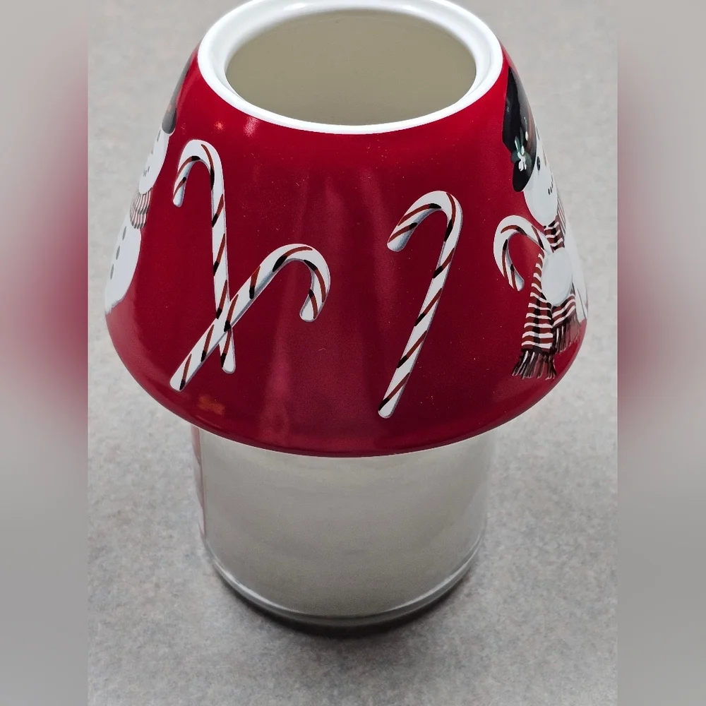 BH&G Jar Candle Ceramic Shade Frosty Peppermint Snow - Picture 6 of 9